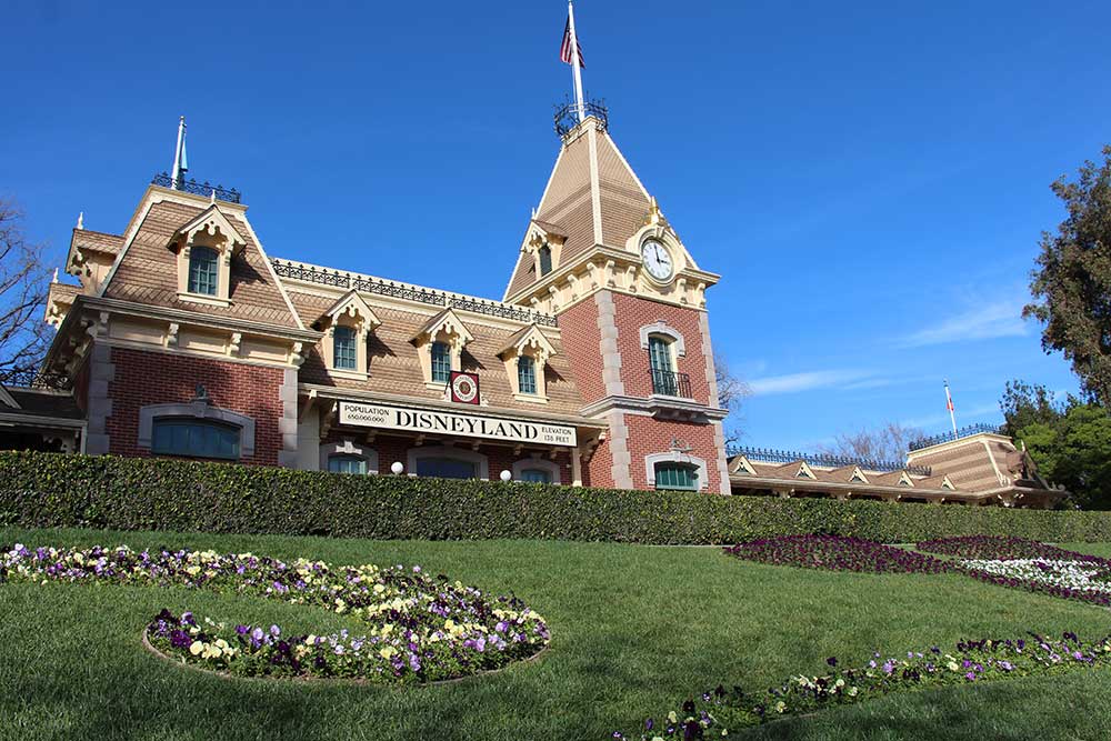 How Disneyland’s 2018 Ticket Price Increase Affects Military Tickets