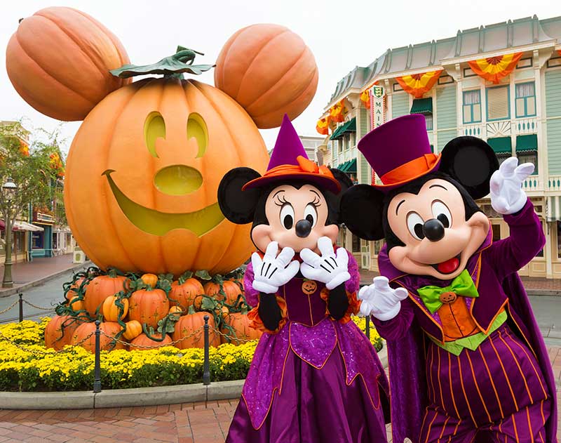Disneyland Halloween Party (C) Disney