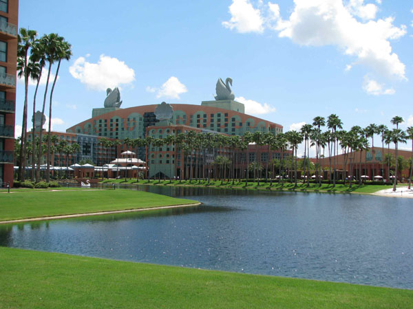 Military Discounts at Walt Disney World Swan and Dolphin