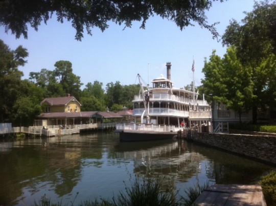 The Liberty Belle Patriotic Disney - Frontierland - Liberty Bell River Boat