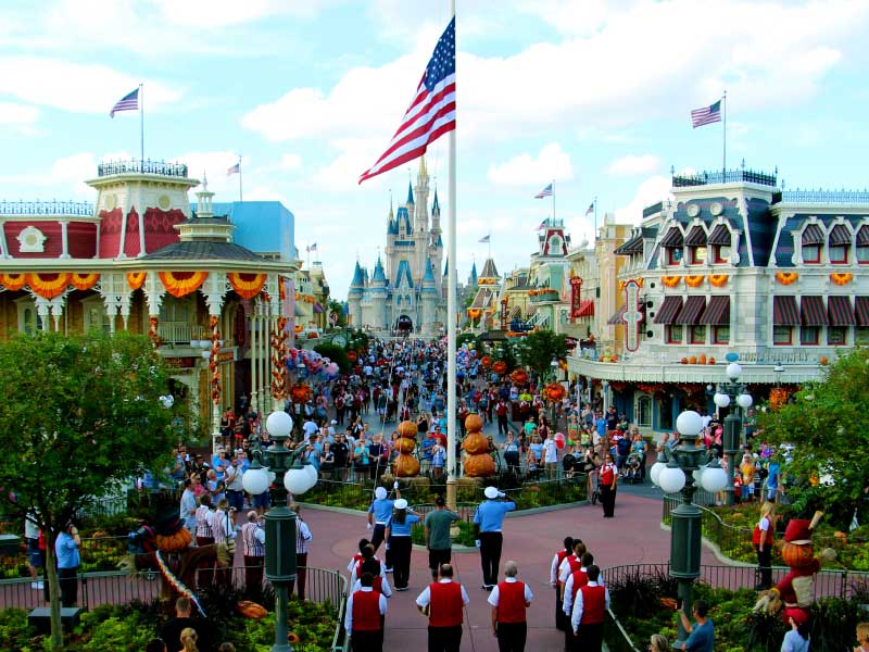 Veteran Discounts for Disney, Universal, and Other Theme Parks